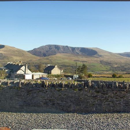 Canolfan Y Fron Nantlle Eksteriør billede