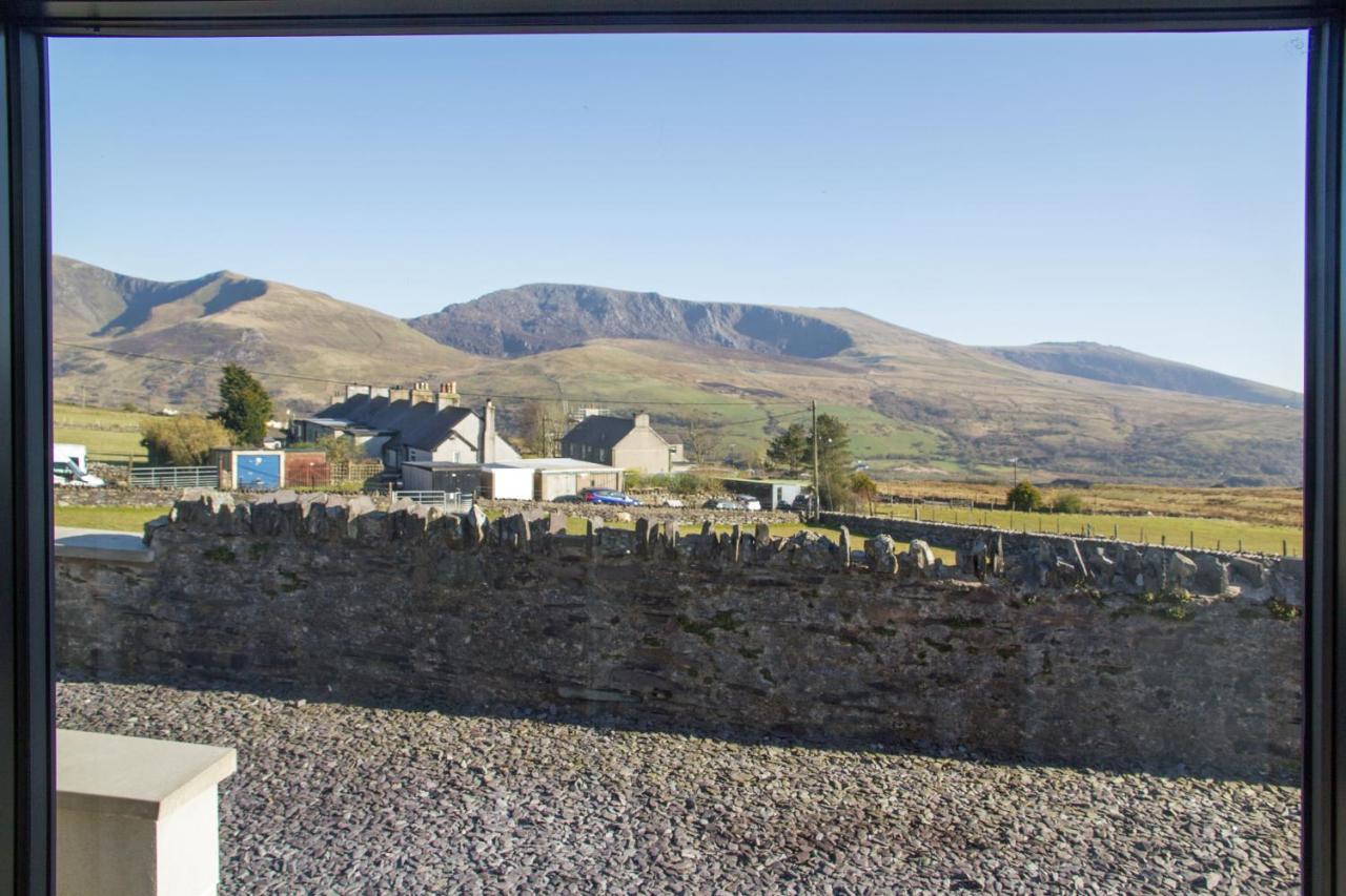 Canolfan Y Fron Nantlle Eksteriør billede