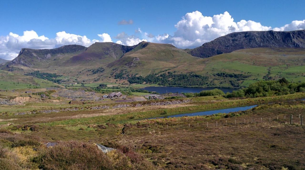 Canolfan Y Fron Nantlle Eksteriør billede